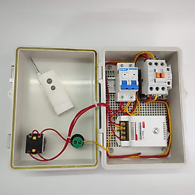 Mua Tủ điều khiển bơm công suất tới 3HP điều khiển xa 1KM có chế độ bật tắt bằng tay có đèn báo bơm hoạt động