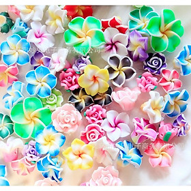 Chuyên Charm * Charm 50 hoa sứ lẫn màu và nhiều size lớn nhỏ cho các bạn trang trí dây buộc tóc, ốp điện thoại, DIY