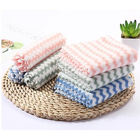 Khăn Lau Đa Năng Nhà Bếp 22x22 cm Sọc Vằn - Giao Màu Ngẫu Nhiên