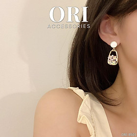 Bông tai nữ cánh hoa Calantha xinh xắn ORI ACCESSORIES B501