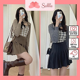 Set len kiểu 2 mảnh gồm áo len hai dây kèm khoác ngoài cut out khoét ngực kẻ Hàn Quốc Sollle