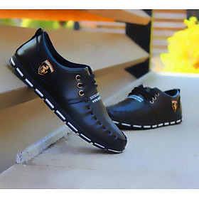 LCRTZKG 2023 Thời trang mới giày thể thao giản dị nam mềm Moccasins nam Loafers Giày da nam đáy phẳng Gommino lái xe giày JH97