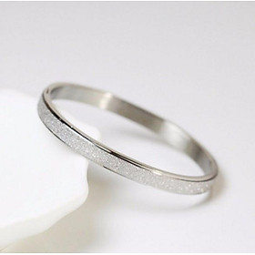 Vòng Tay Nữ Phun Cát Chất Liệu Thép Titan Ko Đen Ko Dị Ứng TT 0416