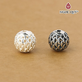 Charm bạc tròn họa tiết vảy rồng - Ngọc Quý Gemstones