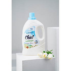 Nước giặt hương hoa Chie! công thức đậm đặc kết hợp công nghệ lưu hương nước xả vải từ Nhật Bản can 3 lít