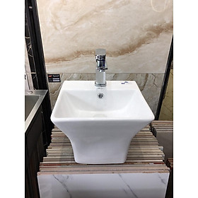Mua Combo Chậu lavabo rửa mặt treo tường liền chân vuông  kích thước nhỏ + vòi đồng đúc liền khối. Hàng cao cấp