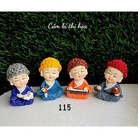 Bộ 4 chú tiểu cầm kỳ thi hoạ đội nón len