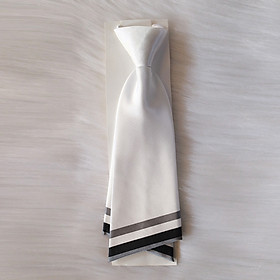 Cà vạt nữ cho học sinh và công sở KING thắt sẵn vải phi bóng style hàn quốc giá rẻ C005