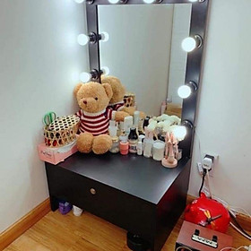 Bàn trang điểm bệt kèm đèn led