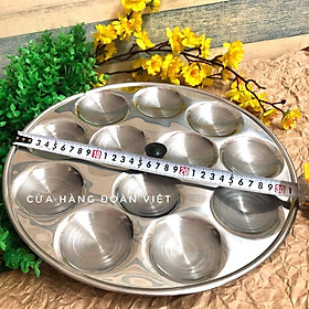 Khuôn Bánh Bò, Bánh Bèo - Inox tiện lợi có nút cầm chống nóng - Khuôn 12 Bánh size bánh lớn 7.5cm,đường kính khuôn 32 cm