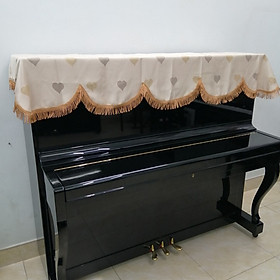KHĂN PHỦ ĐÀN PIANO CƠ CHẤT VẢI DÀY MỀM MỊN MÀU KEM HỌA TIẾT TIM