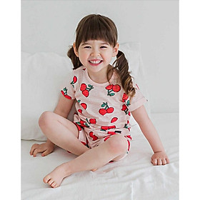 Bộ trẻ emcộc tay