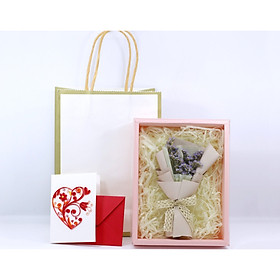 Hộp Hoa Mini Kèm Giỏ Xách và Thiệp Handmade Làm Quà Tặng