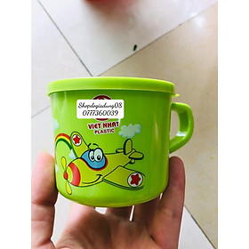 CỐC NHỰA CÓ NẮP KÈM THÌA CHO MẸ VÀ BÉ CHỐNG BỤI BẨN