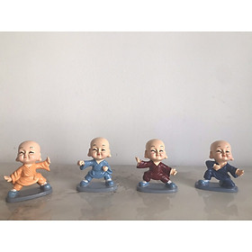 Bộ 4 chú tiểu tập võ