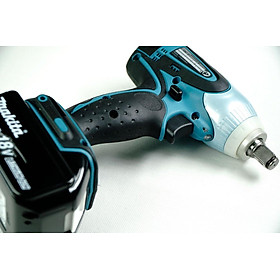 MÁY SIẾT BU LÔNG (230 N.M) DÙNG PIN(12.7MM)(18V) MAKITA DTW251Z (KHÔNG KÈM PIN VÀ SẠC) - HÀNG CHÍNH HÃNG