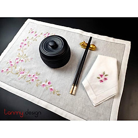 Mua Bộ lót đĩa và khăn ăn linen thêu tay hoa đào leo hồng