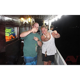 NHA TRANG: Tour Câu Mực Đêm Thú Vị Trải Nghiệm Hoạt Động Câu Mực Và Dùng Bữa Tối Giữa Đại Dương | Tour Trọn Gói Bao Gồm Gói Bao Gồm Xe Đưa Đón + Tàu Vận Chuyển + HDV + Bữa Tối + Cần Câu