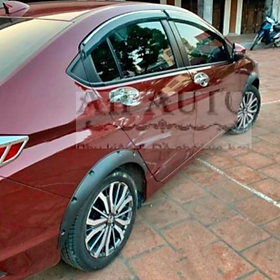 Cua Lốp Honda City Mẫu Thể Thao Chống Xước Và Chống Va Quẹt Xe