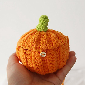 Knitted Pumpkin Crossbody Bag Halloween Decorations Fashion Durable Portable Adorable Casual Candy Tote Purse for Thanksgiving Gift Vacation