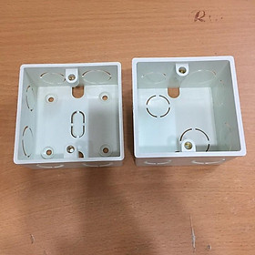 Mua ĐẾ ÂM TƯỜNG HÌNH VUÔNG   NHỰA CHỐNG CHÁY