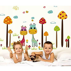 Decal dán tường hoa cỏ và loài vật ngộ nghĩnh AY7231