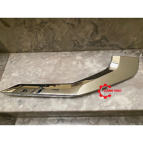 Nẹp mạ cản trước phía dưới Mitsubishi Xpander Cross mã bên phụ 6407A400