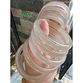 Vòng Mã Não Trắng Bản Hẹ Ni 52mm Cao 9mm Dầy 6mm Nữ mệnh Kim mệnh Thuỷ 47kg - 52kg đeo ạ