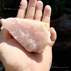 Hình ảnh Đá thạch anh vụn hồng tự nhiên năng lương || Kích thước 4x6 cm