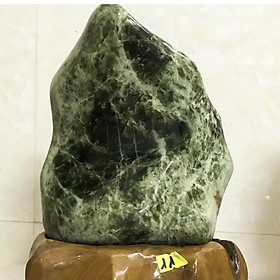 Mua Cây đá để bàn ngọc tự nhiên màu xanh lá bóng cho người mệnh Hỏa và Mộc nặng 4 kg cao 28 cm damenhhoa