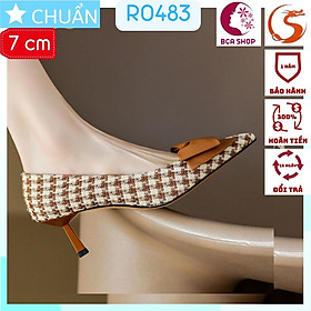 Giày cao gót nữ 7p RO483 ROSATA tại BCASHOP đế trụ nhỏ, mũi nhọn, có nơ cách điệu, da phủ bằng vải bố - caro nâu kem