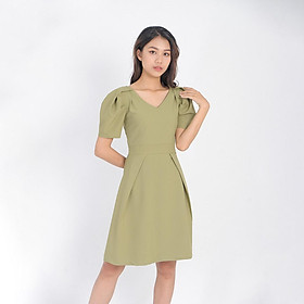 Váy đầm công sở thời trang eden dáng chữ a cổ tim tay phồng. Kiểu dáng trẻ trung. Chất liệu mềm mại, không nhăn - D405
