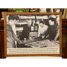 Tranh in dầu, Bộ Chính trị tổ chức cuộc họp dưới sự chủ trì của Chủ tịch Hồ Chí Minh để nghe Tổng Quân ủy báo cáo và duyệt lần cuối kế hoạch tác chiến Đông-Xuân 1953-1954