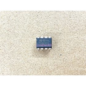 Mua IC nguồn TDA8145 mới chính gốc 100%.