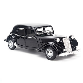 Mô hình xe Citroen 1952 15CV 6 CYL 1:18 Maisto 31821