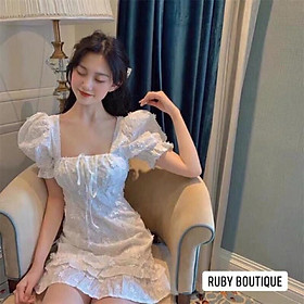 Váy trắng ôm tay bồng hoa nổi 650 sale 200k Hàng quảng châu