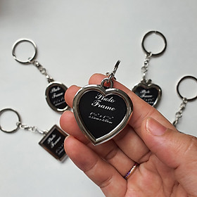 Khung ảnh móc khóa bằng kim loại – Hình trái tim