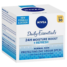 Nivea Visage Light Moisturising Day Crème SPF30+ Normal/Combination 50ml
