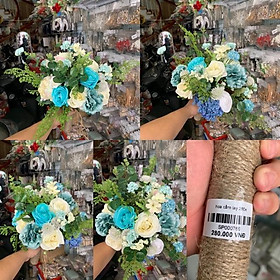 Bó hoa cầm tay cô dâu mẫu mới 5/2020 GiangPKC hoa Hồng xanh