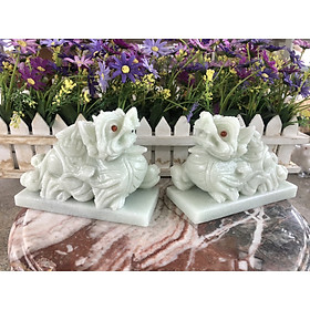 Mua Cặp Tỳ Hưu phong thủy đá cẩm thạch trắng xanh cẩn thêm đôi mắt đỏ bằng đá mã não - Dài 15 cm