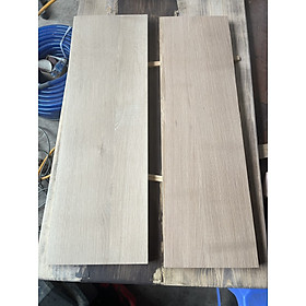 Tấm gỗ SỒI TRẮNG MỸ dùng làm mặt BẬC CẦU THANG kích thước 28x270x920mm