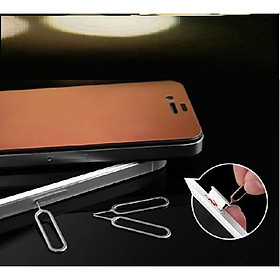 Mua Que chọc sim