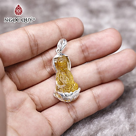 Mặt dây chuyền phật bà thạch anh tóc vàng bọc bạc mệnh thủy,kim - Ngọc Quý Gemstones