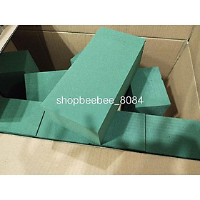 Mua xốp xanh cắm hoa tươi trang trí ( 1 miếng)