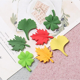 Charm lá phong đỏ xanh và cánh hoa Clover cho các bạn trang trí vỏ ốp điện thoại, kẹp tóc hoặc dán Jibbitz, DIY