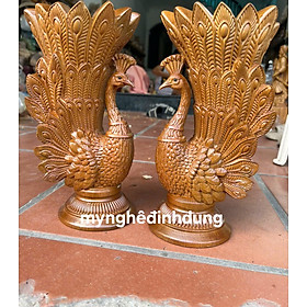 Cặp chim công cắm hoa phong thủy cầu tài lộc bằng bách xanh thơm nức cao 30x15x12cm