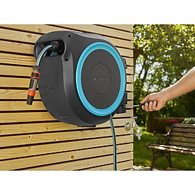 Bộ vòi tưới treo tường dây cuốn tự động 35m Gardena 18630-20 hàng chính hãng