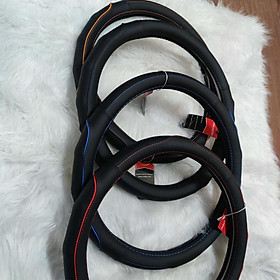 bọc vô lăng cao cấp mã 112 sử dụng cho mọi dòng xe con 4 - 7 chỗ