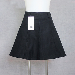 Chân váy xòe màu đen size M