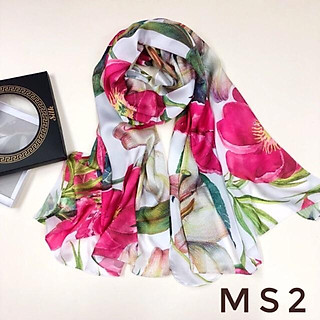 Khăn lụa choàng cổ hoạ tiết hoa